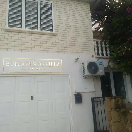 Buffavento 아파트호텔 키레니아