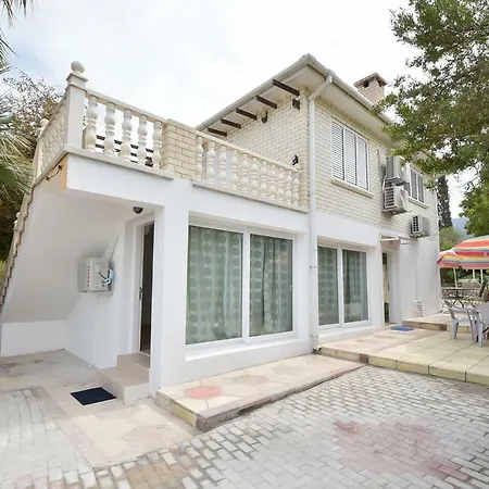 Buffavento Lägenhetshotell Kyrenia (Northern Cyprus)